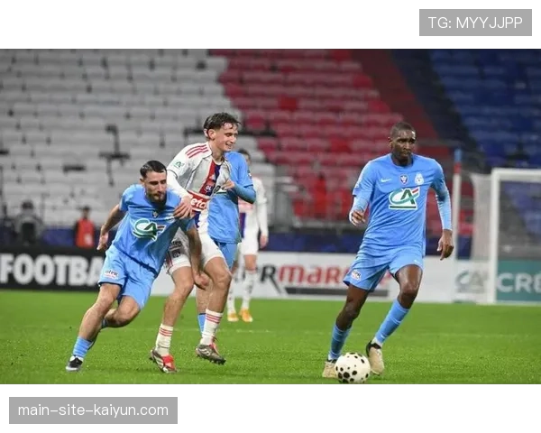 法甲争四集团内部积分接近 马赛里尔雷恩摩纳哥竞争激烈